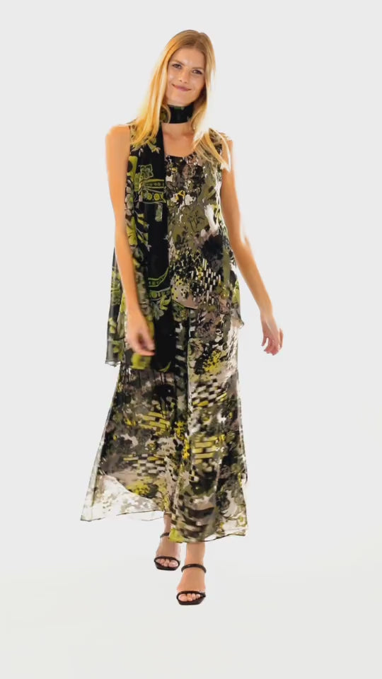 THE REVERSIBLE REVOLVING PANT SET IN PRINT GREEN