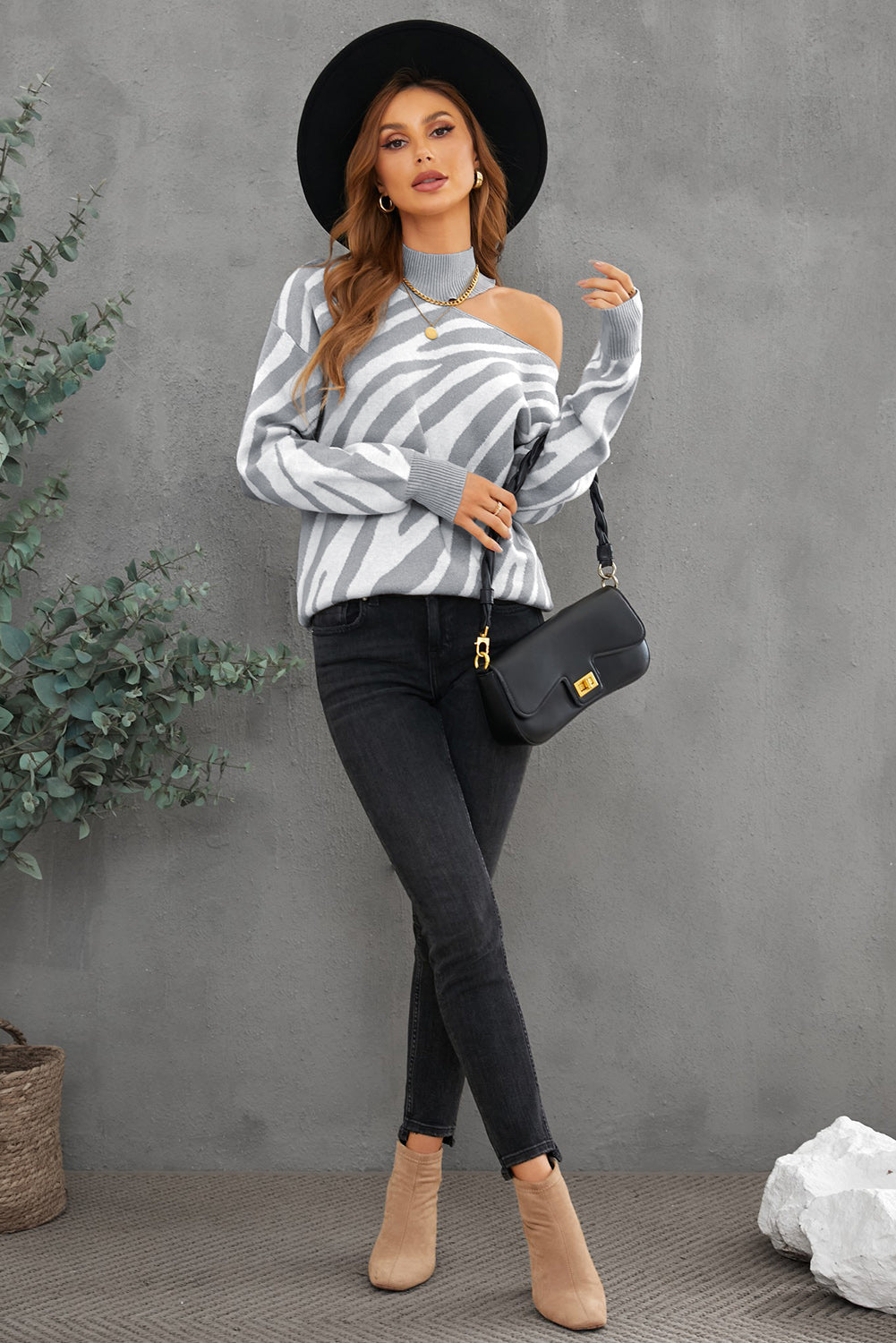 THE SATURDAY SWEATER IN SPACE GREY
