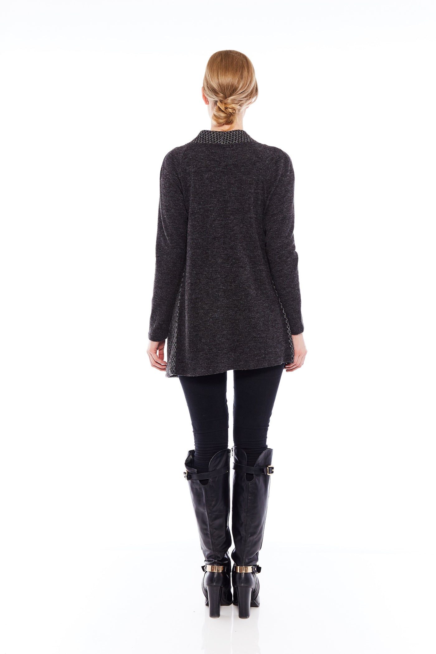 THE TRENDING CARDIGAN IN CHARCOAL BLACK