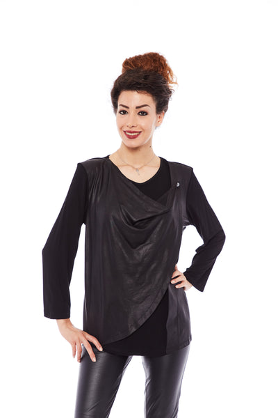 THE LATEST LOOK TOP IN SHINY BLACK