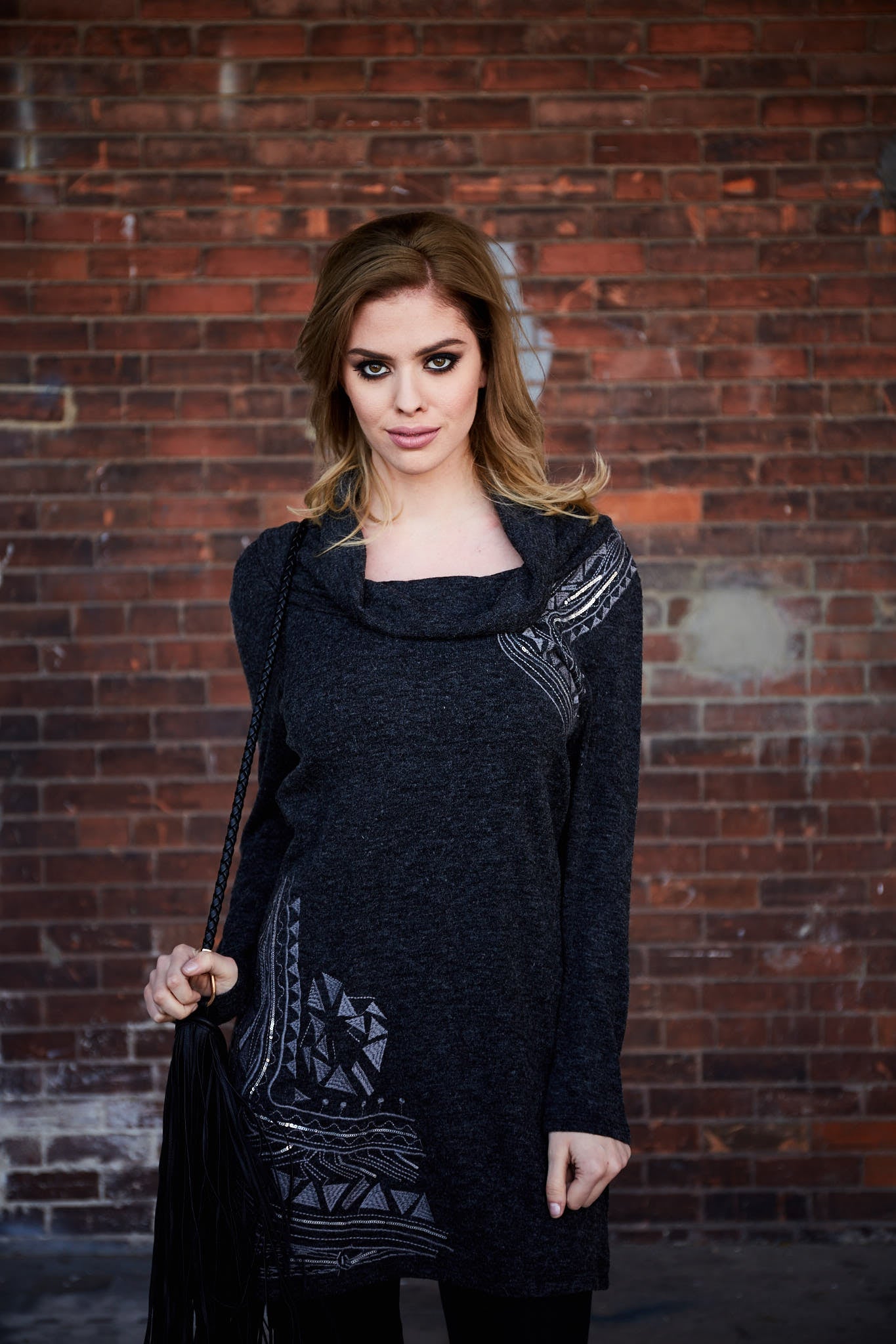 THE RIBBED TURTLE NECK OVER LAYERED TUNIC