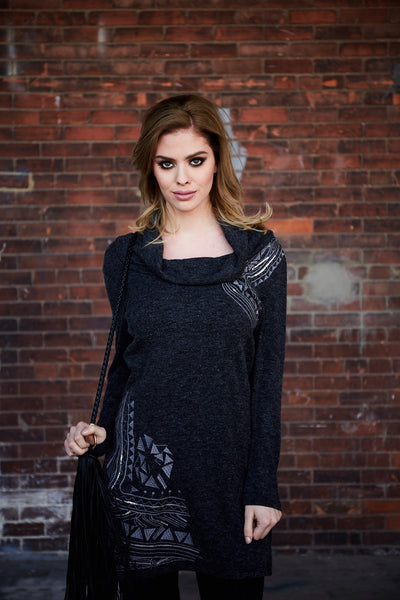 THE RIBBED TURTLE NECK OVER LAYERED TUNIC