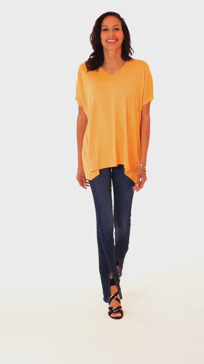 THE SUNNY YELLOW HOT TOP